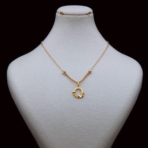 گردنبند مانا طرح پروانه